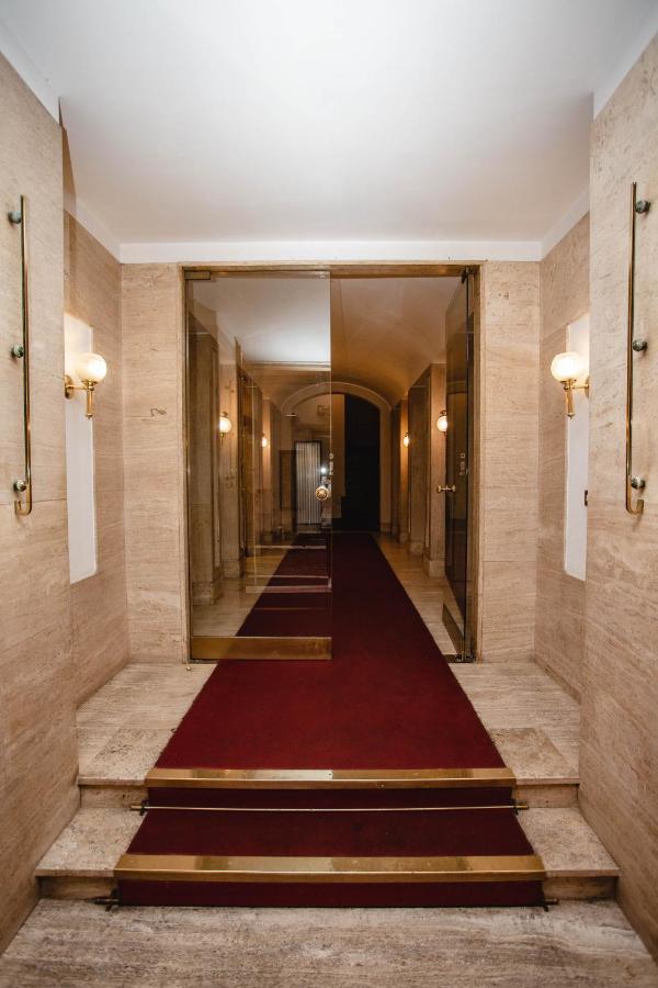 Delfini Trevi House Hotel Roma Exterior foto