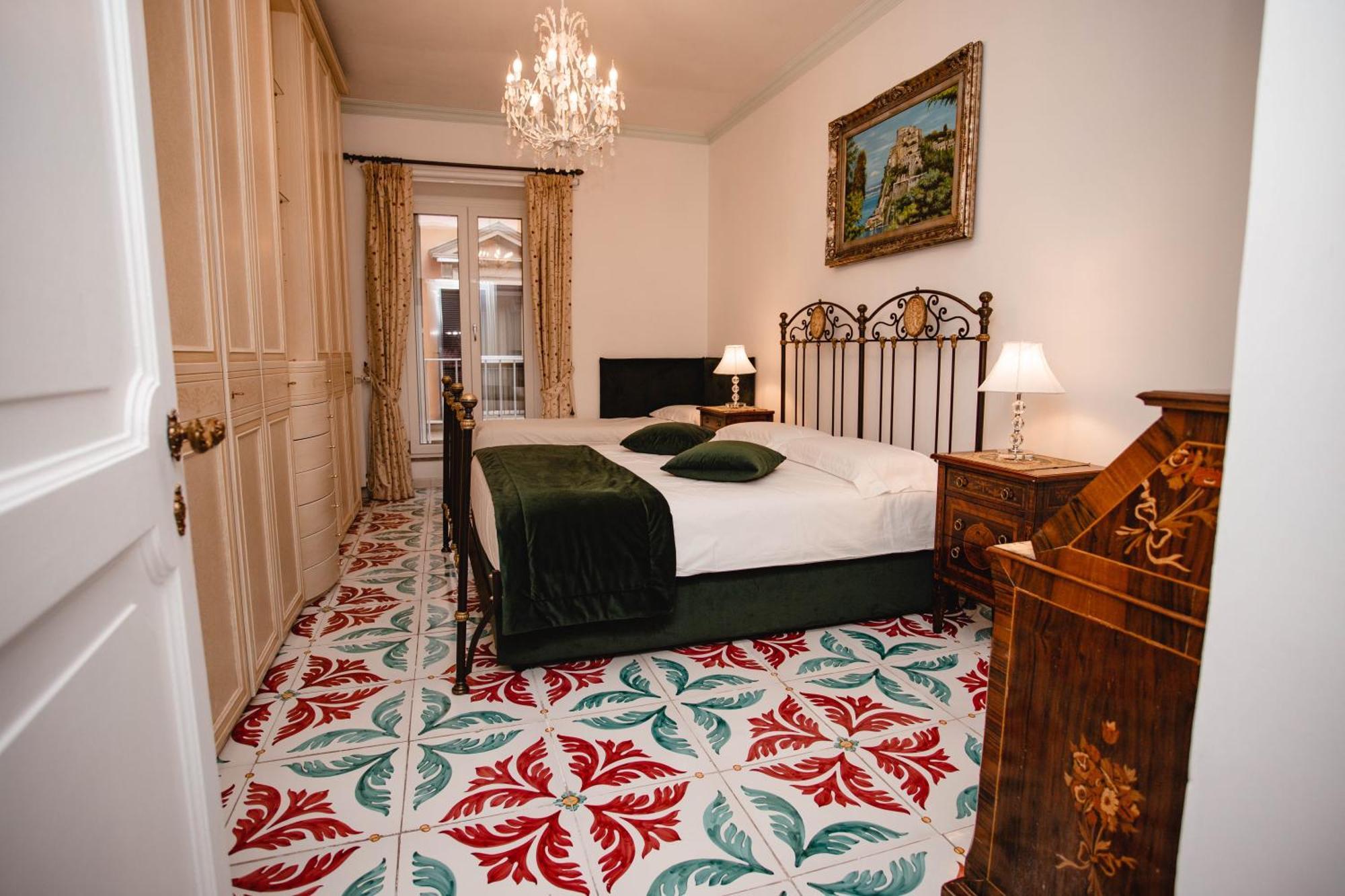 Delfini Trevi House Hotel Roma Exterior foto